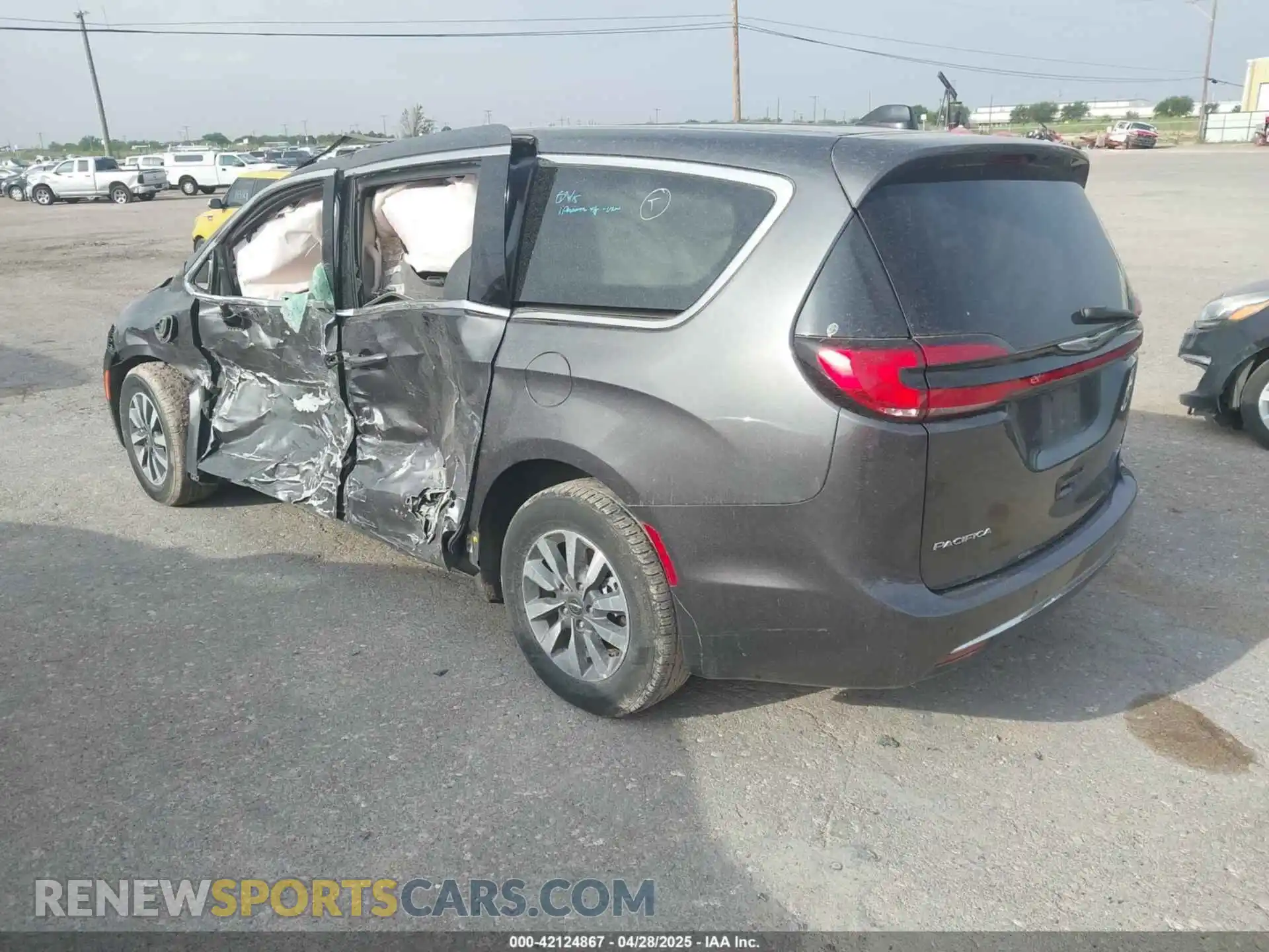 3 Photograph of a damaged car 2C4RC1L73PR598923 CHRYSLER PACIFICA HYBRID 2023