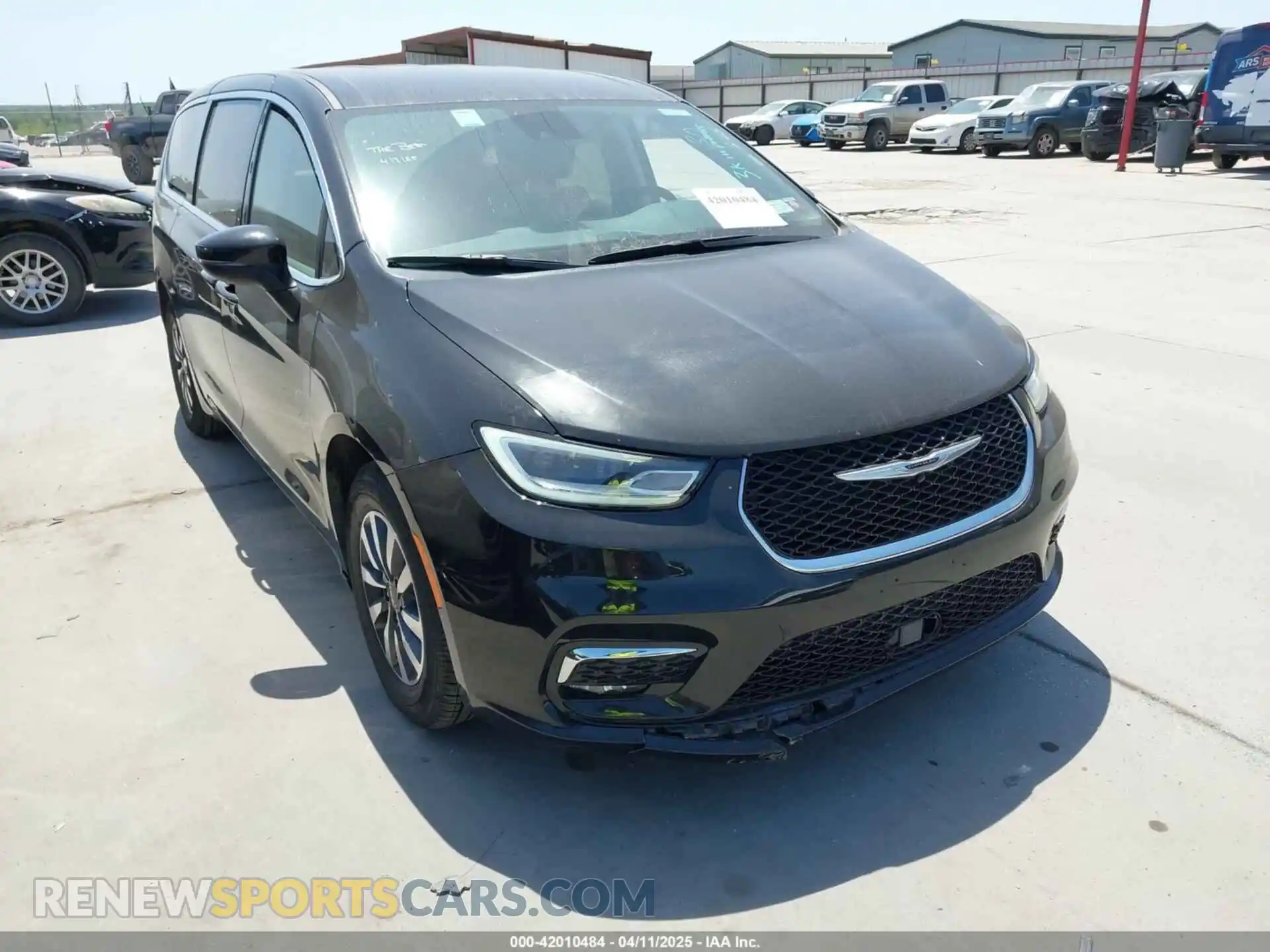 1 Photograph of a damaged car 2C4RC1L77PR540958 CHRYSLER PACIFICA HYBRID 2023