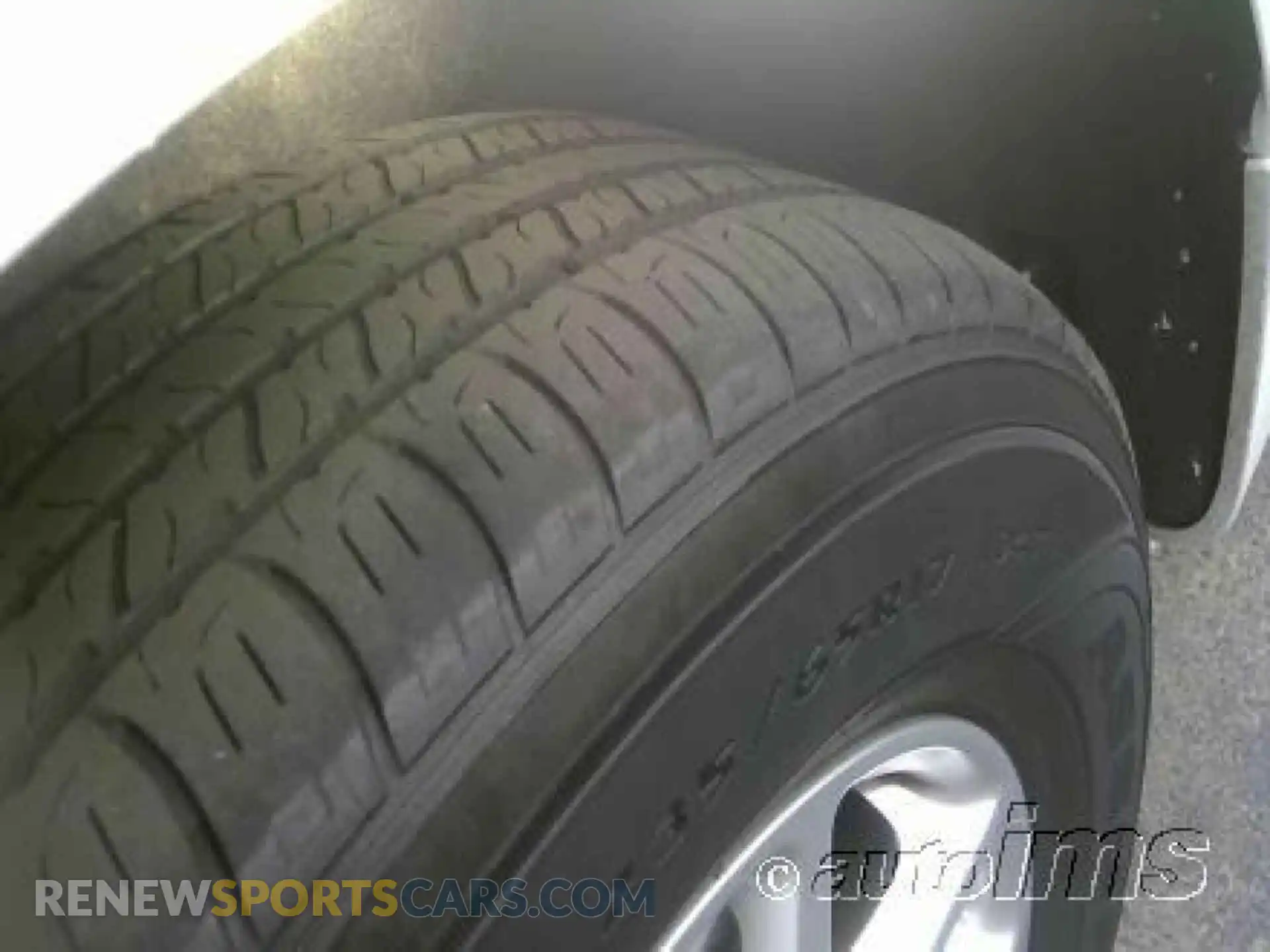 2 fotografías del automóvil dañado 2C4RC1CG3LR237587 CHRYSLER VOYAGER 2020
