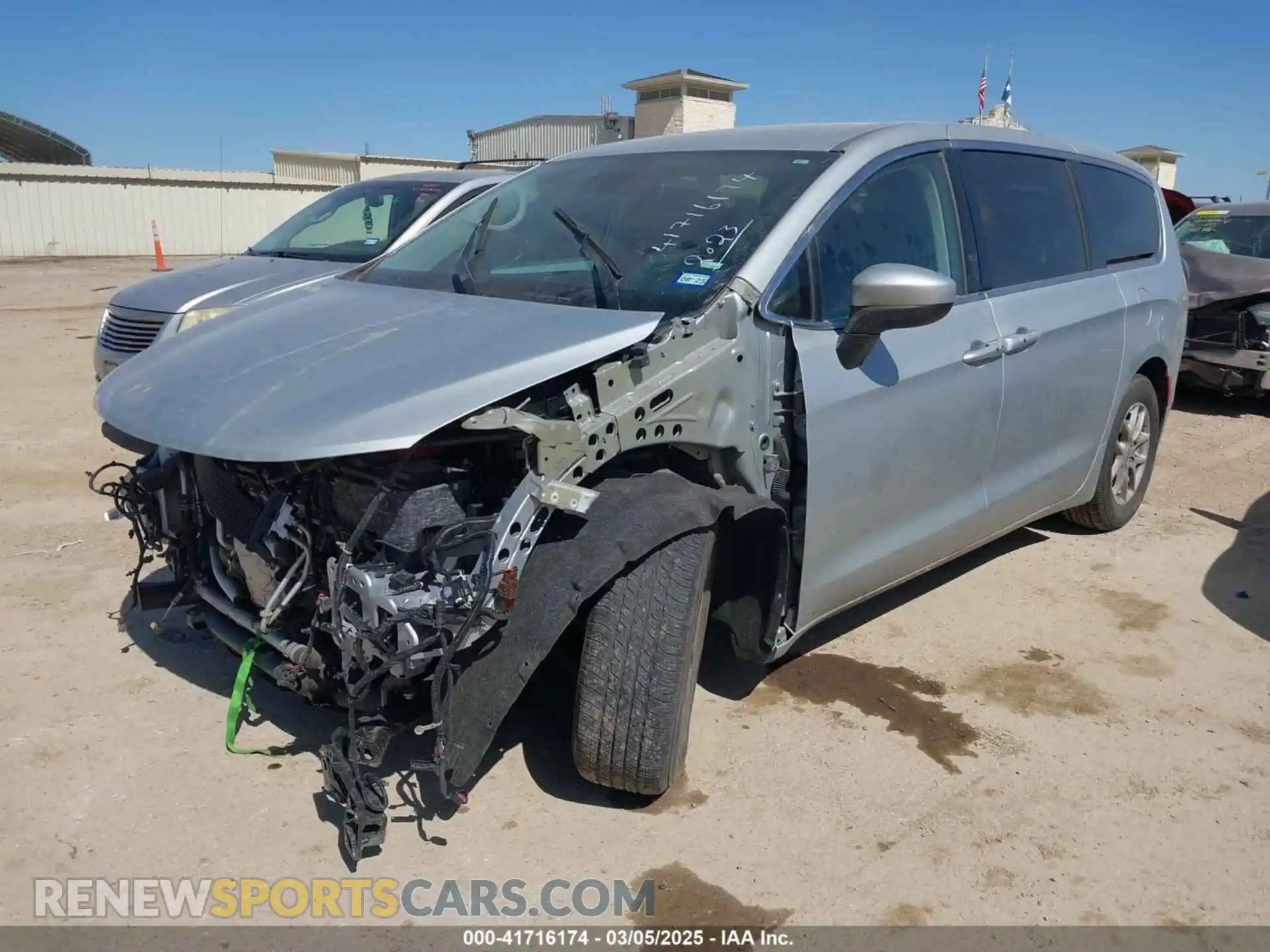 2 Photograph of a damaged car 2C4RC1CG3PR608012 CHRYSLER VOYAGER 2023