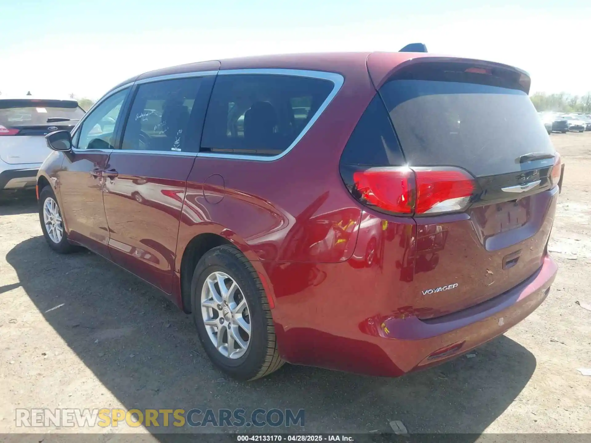 3 Photograph of a damaged car 2C4RC1CG5PR551876 CHRYSLER VOYAGER 2023