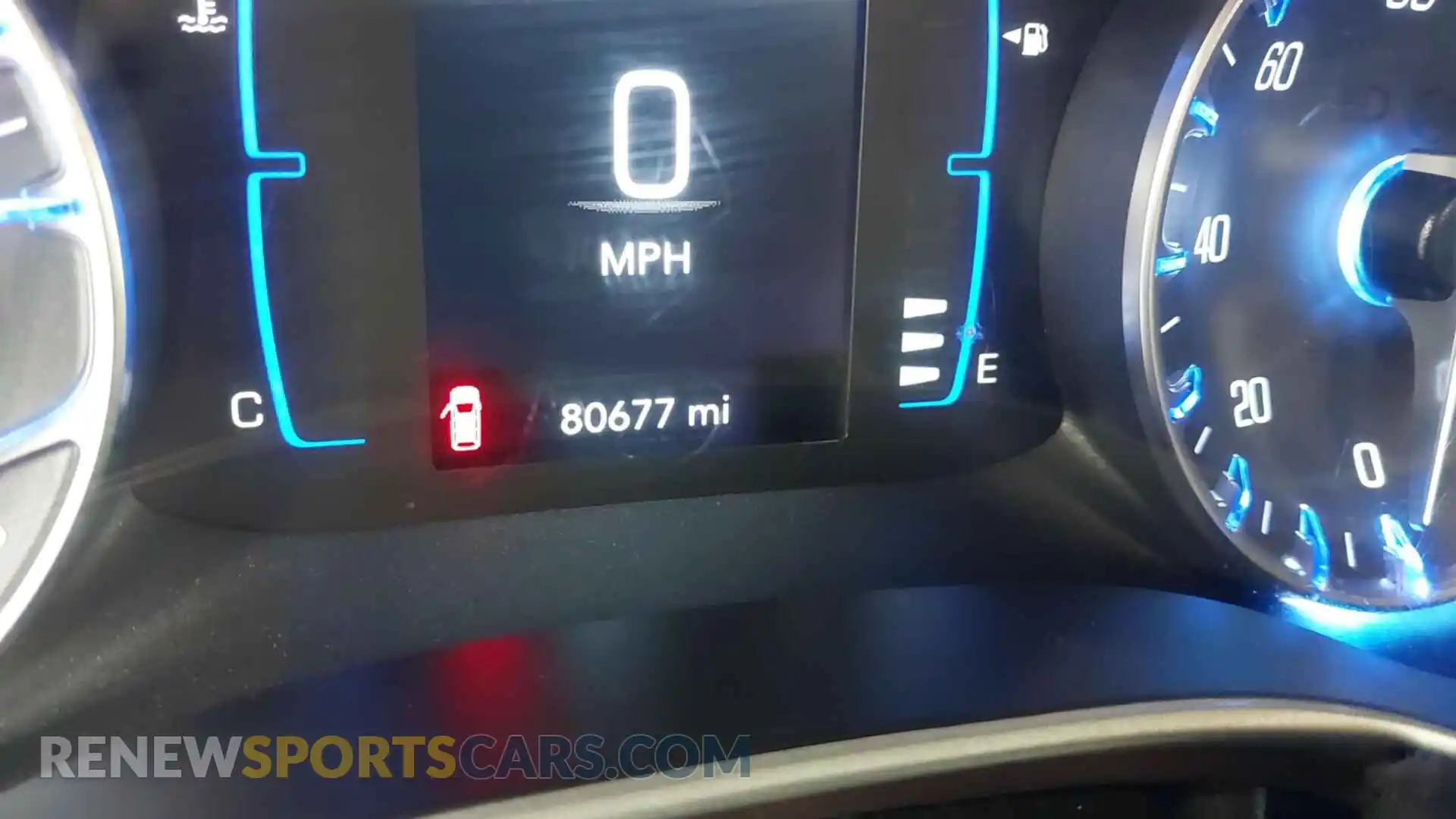 3 fotografías del automóvil dañado 2C4RC1CG7PR516093 CHRYSLER VOYAGER 2023