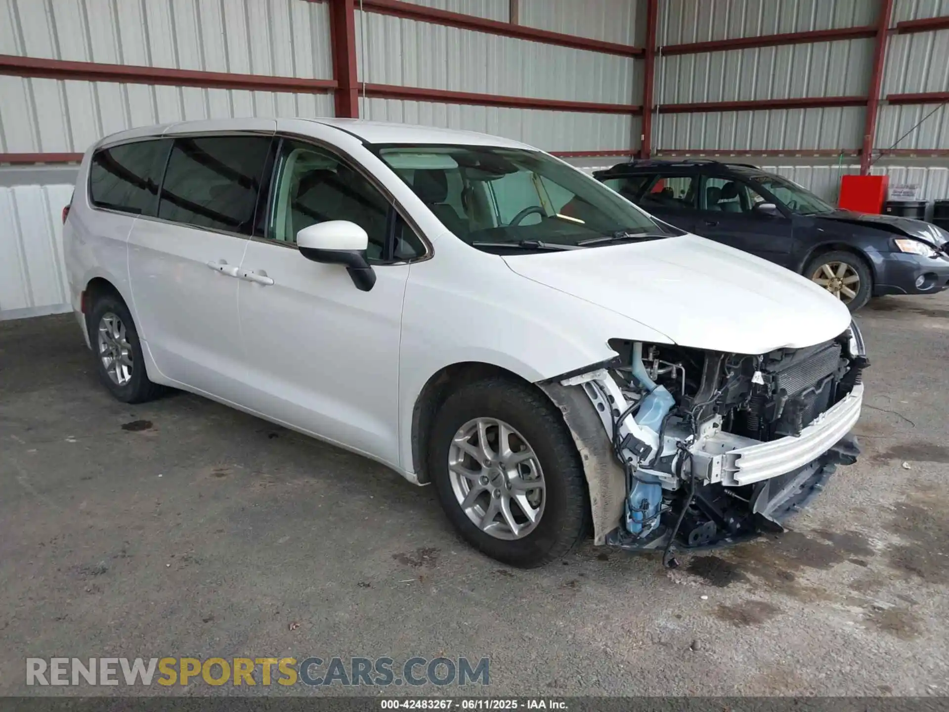1 Photograph of a damaged car 2C4RC1CG8PR535557 CHRYSLER VOYAGER 2023