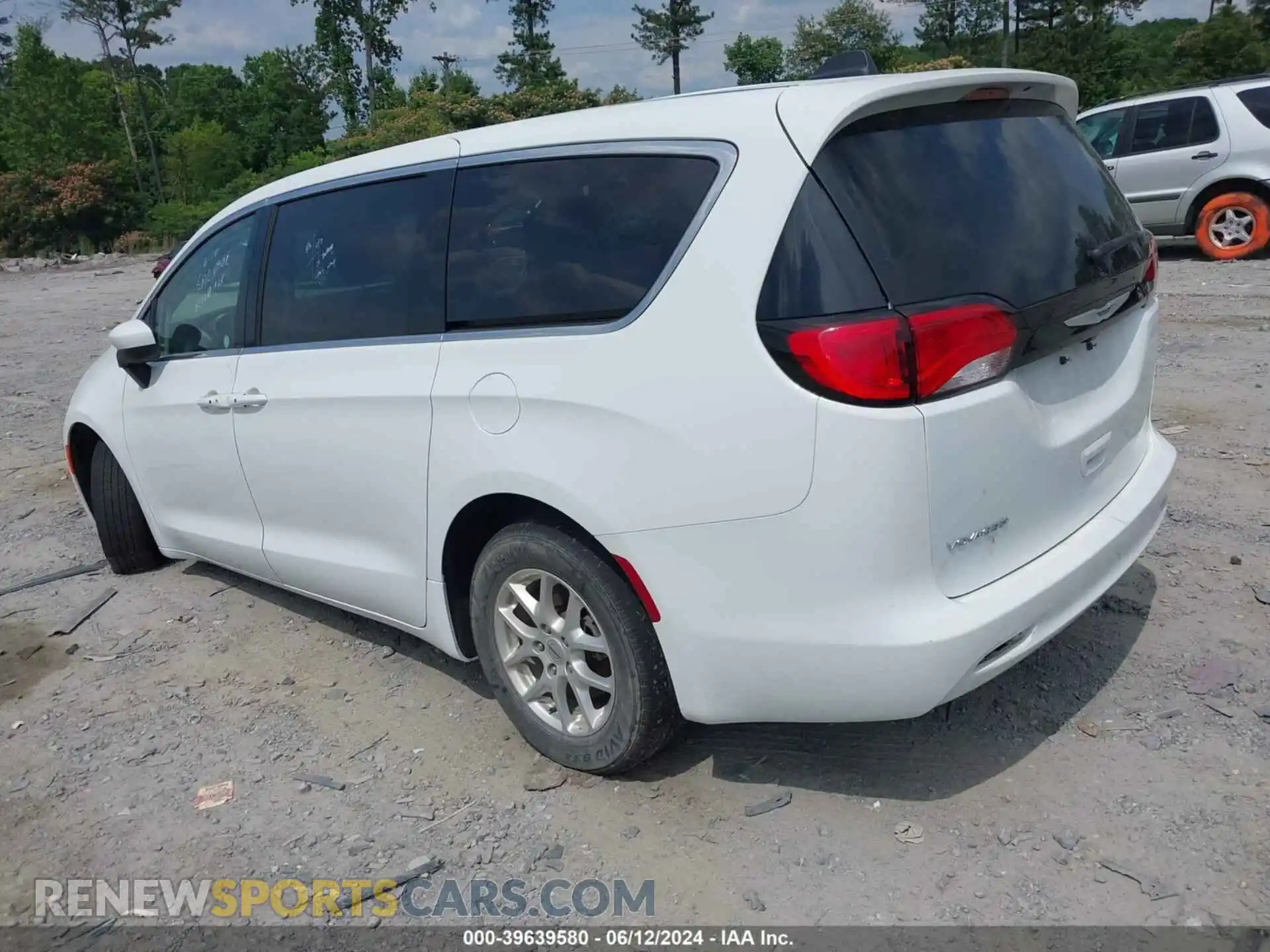 3 Photograph of a damaged car 2C4RC1CG9PR567787 CHRYSLER VOYAGER 2023