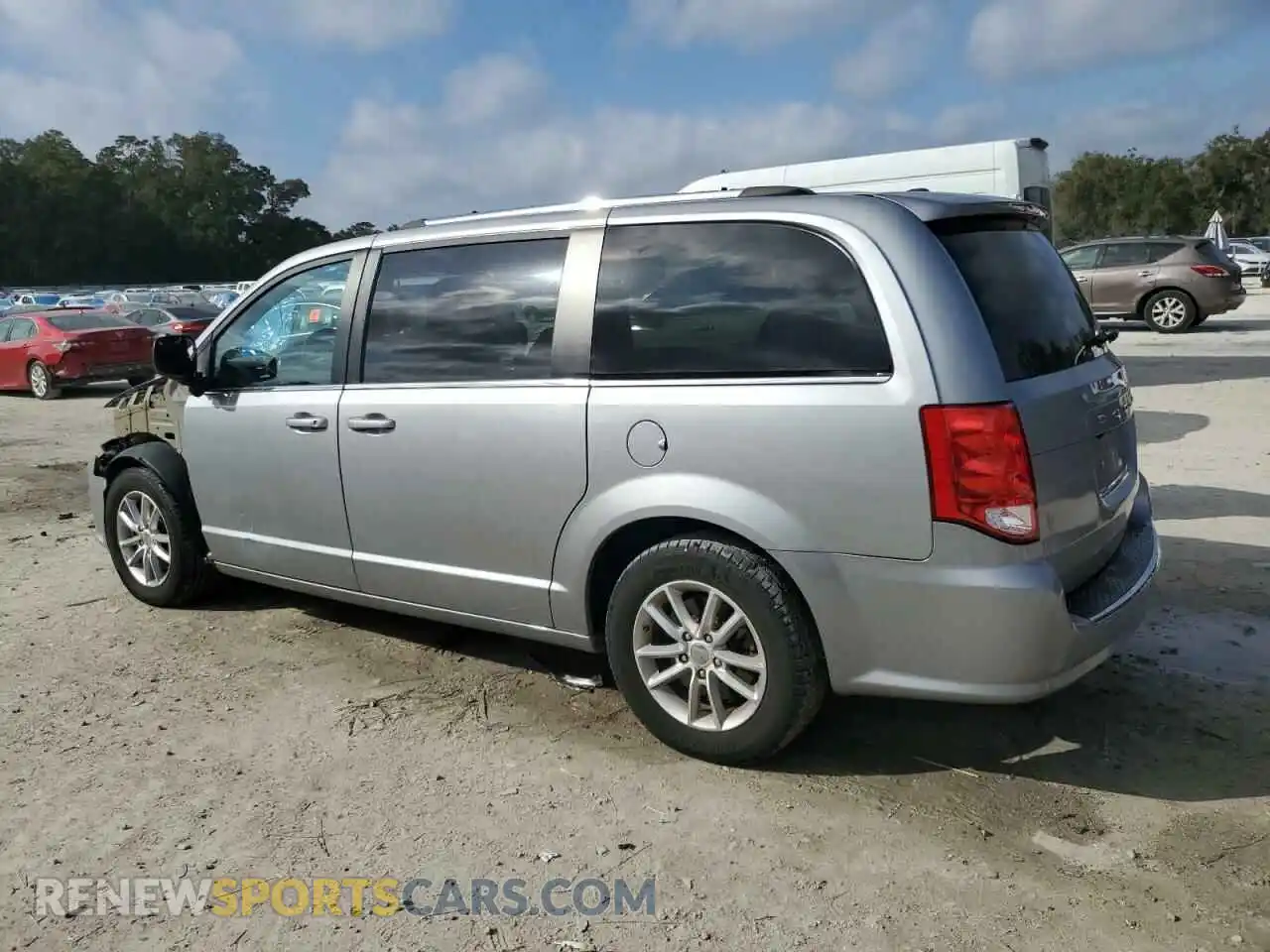 2 Photograph of a damaged car 2C4RDGCG0KR773475 DODGE CARAVAN 2019