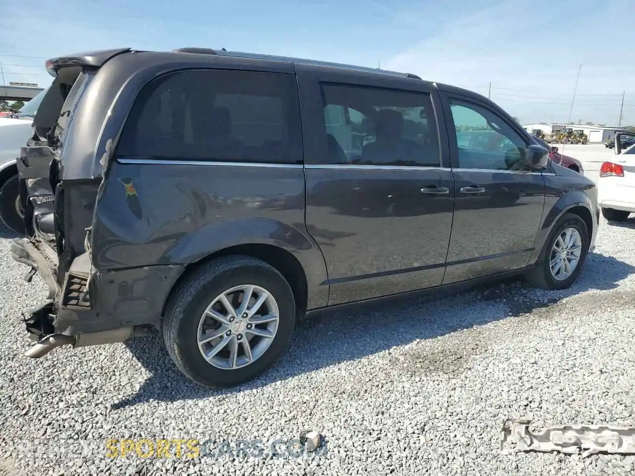 3 Photograph of a damaged car 2C4RDGCG0KR786808 DODGE CARAVAN 2019