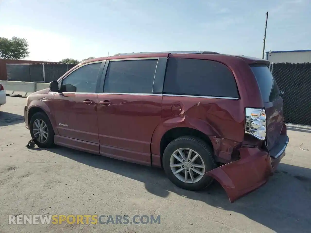 2 Photograph of a damaged car 2C4RDGCG1KR724432 DODGE CARAVAN 2019