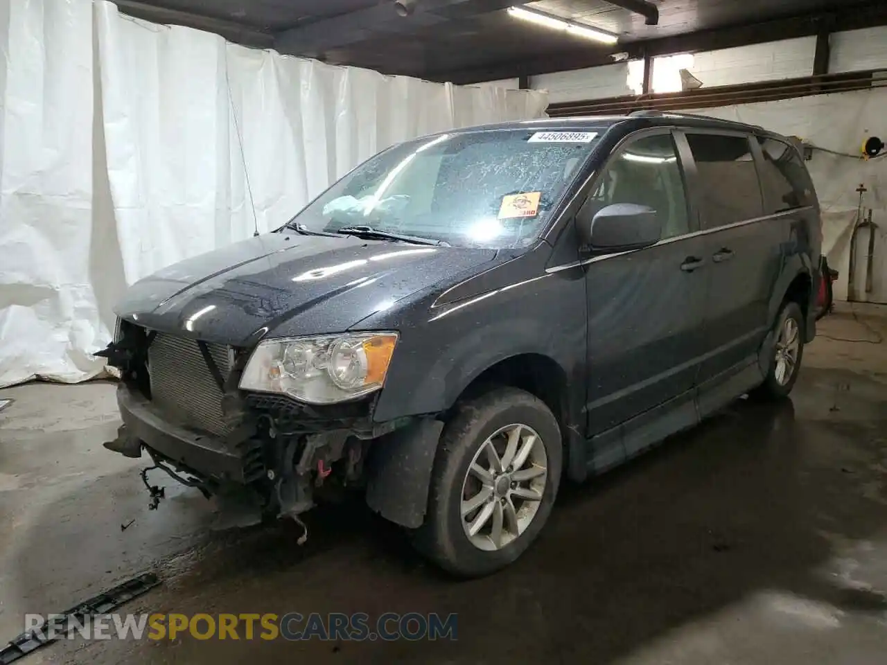 1 Фотография поврежденного автомобиля 2C4RDGCG2KR672275 DODGE CARAVAN 2019