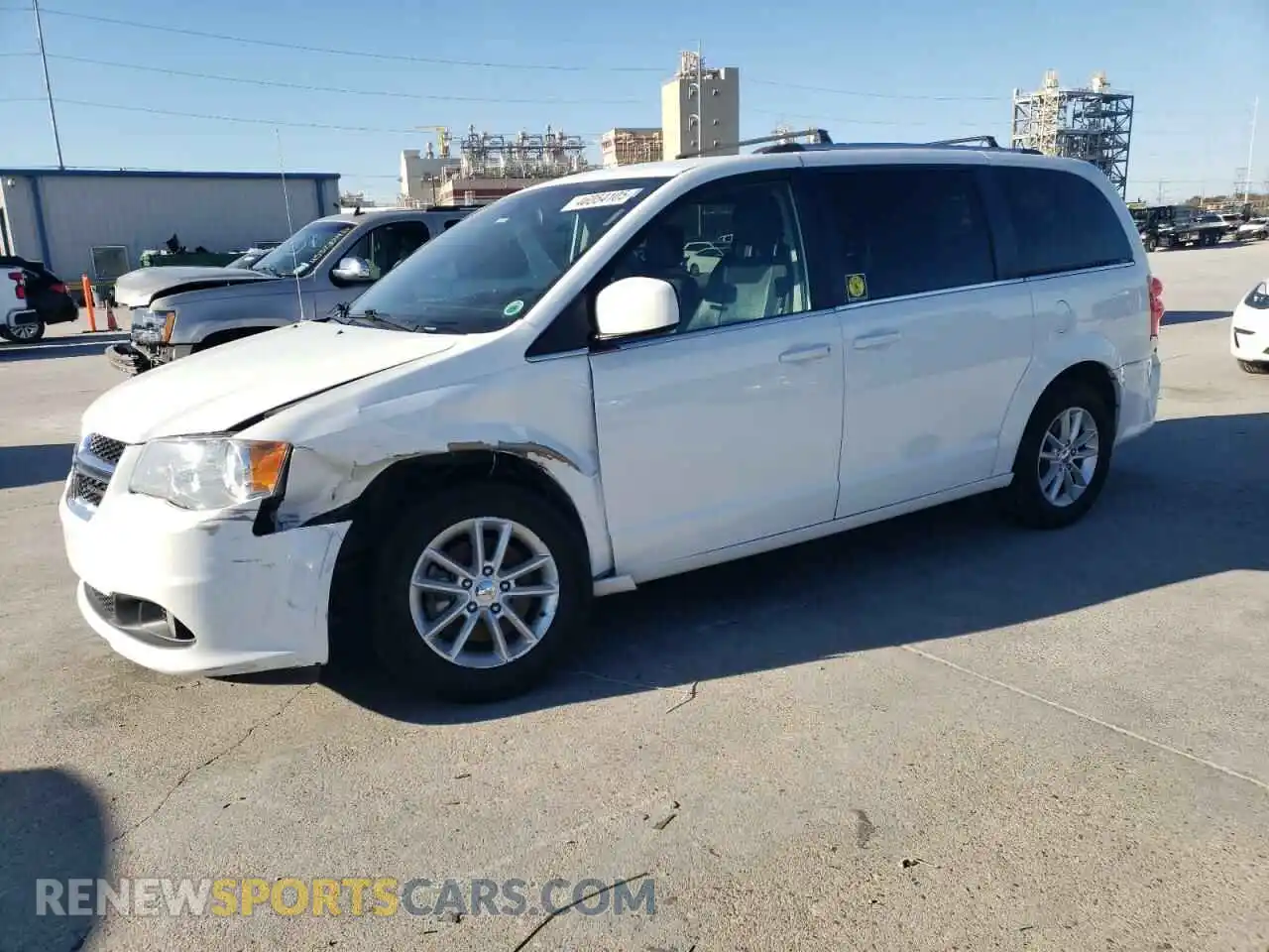1 Photograph of a damaged car 2C4RDGCG2KR800336 DODGE CARAVAN 2019