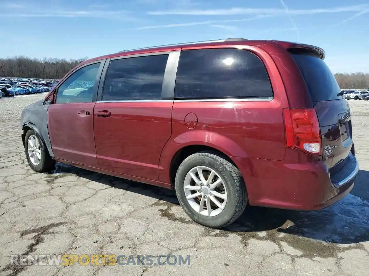 2 Photograph of a damaged car 2C4RDGCG3KR557295 DODGE CARAVAN 2019