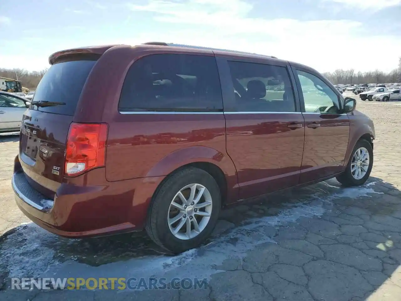 3 Photograph of a damaged car 2C4RDGCG3KR557295 DODGE CARAVAN 2019
