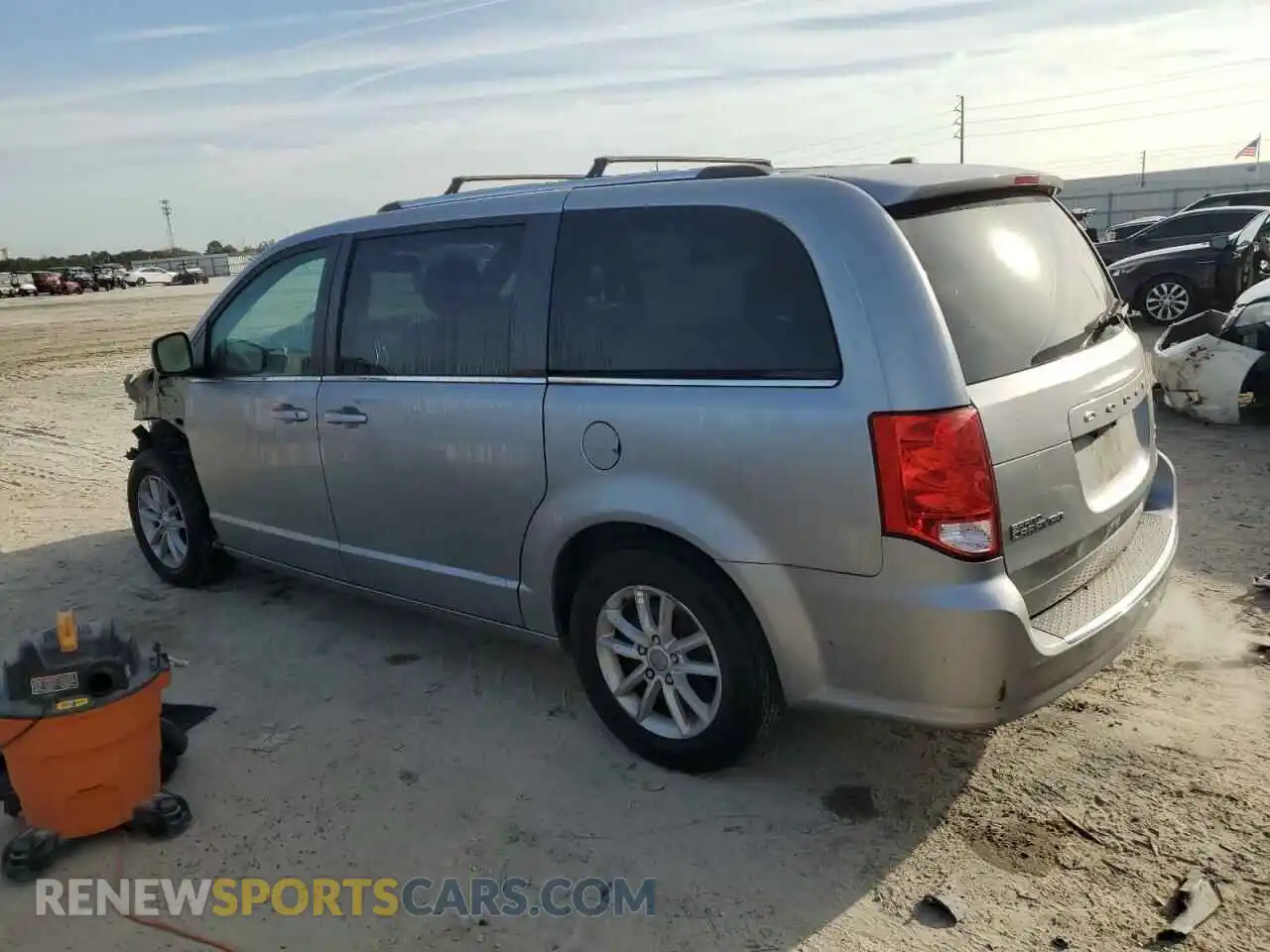 2 fotografías del automóvil dañado 2C4RDGCG4KR802329 DODGE CARAVAN 2019