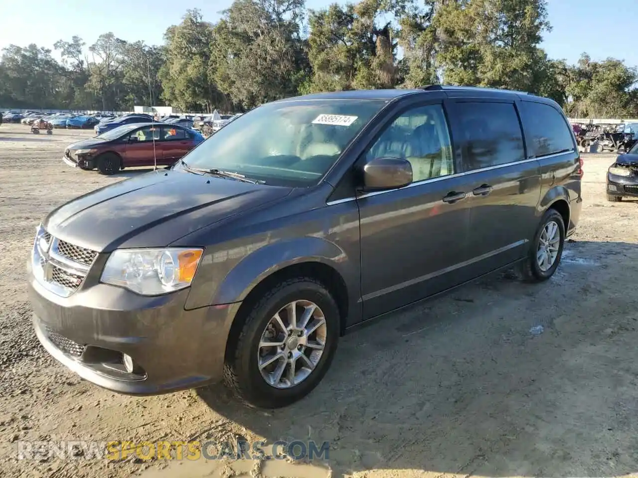 1 Photograph of a damaged car 2C4RDGCG5KR559064 DODGE CARAVAN 2019