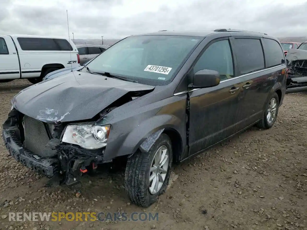 1 Photograph of a damaged car 2C4RDGCG6KR761430 DODGE CARAVAN 2019