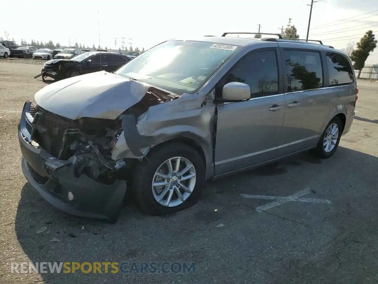 1 Photograph of a damaged car 2C4RDGCG7KR642995 DODGE CARAVAN 2019