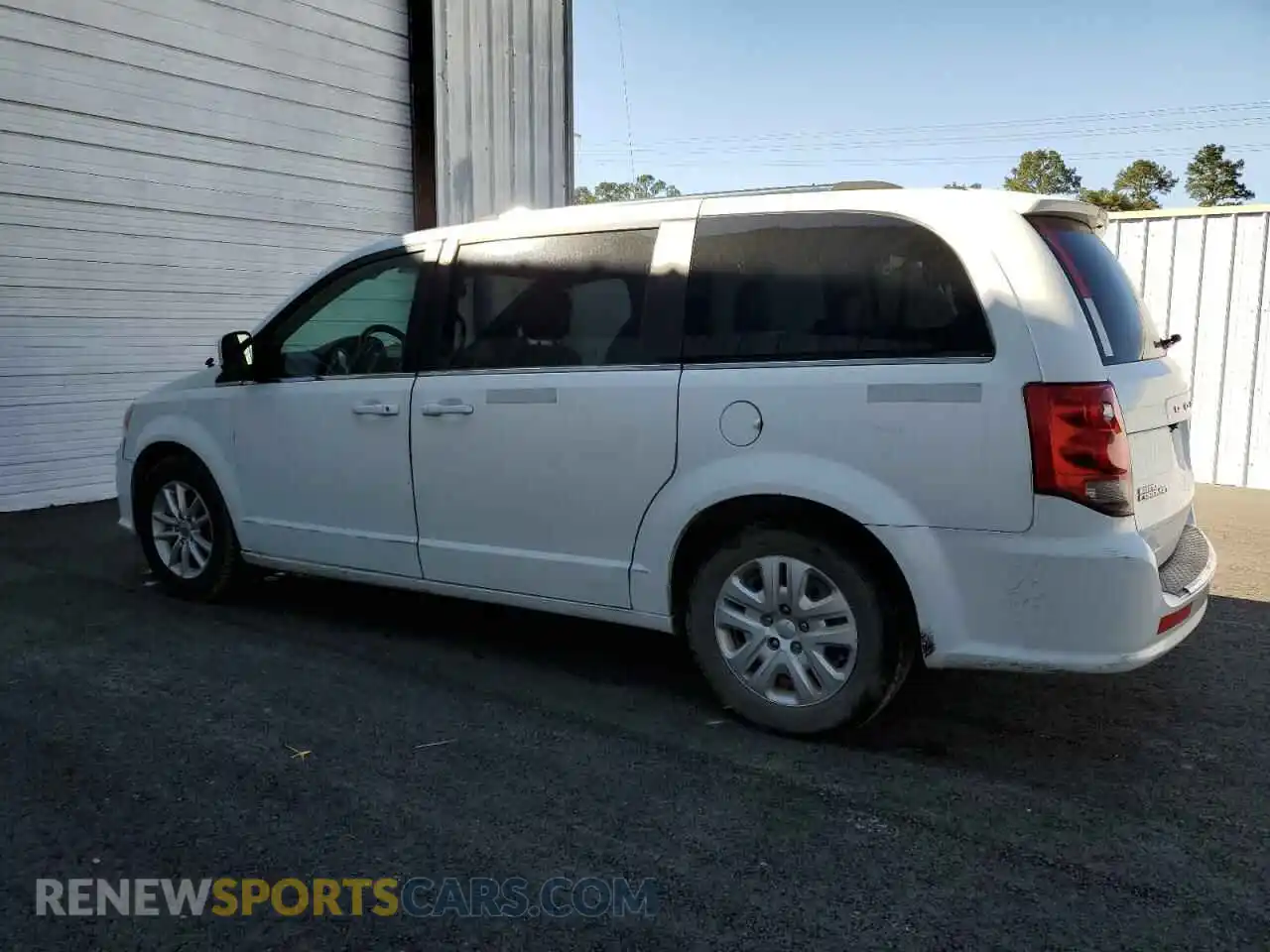 2 Photograph of a damaged car 2C4RDGCG7KR800039 DODGE CARAVAN 2019