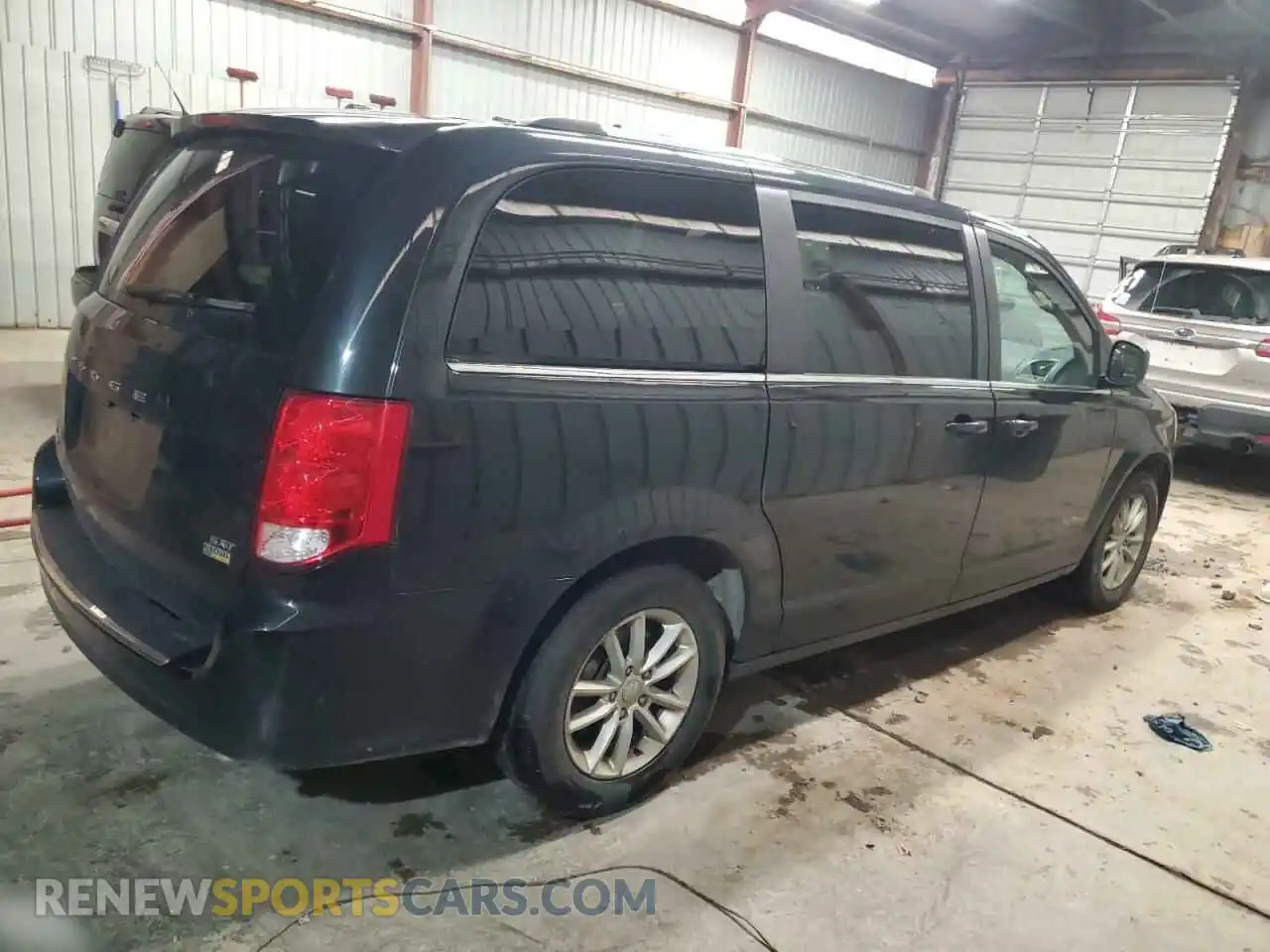 3 fotografías del automóvil dañado 2C4RDGCG9KR712187 DODGE CARAVAN 2019
