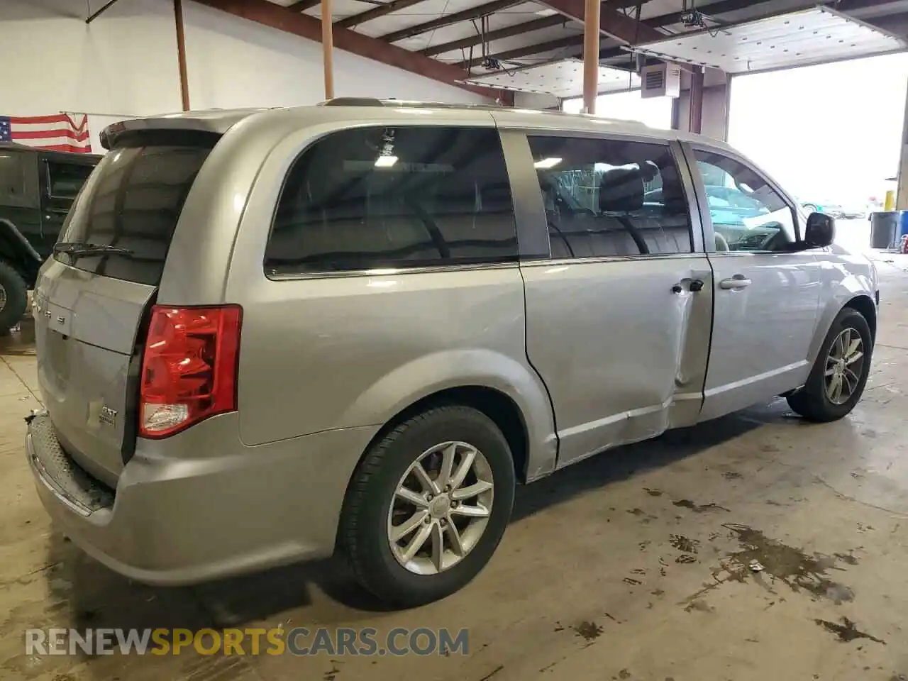 3 Photograph of a damaged car 2C4RDGCG9KR784748 DODGE CARAVAN 2019