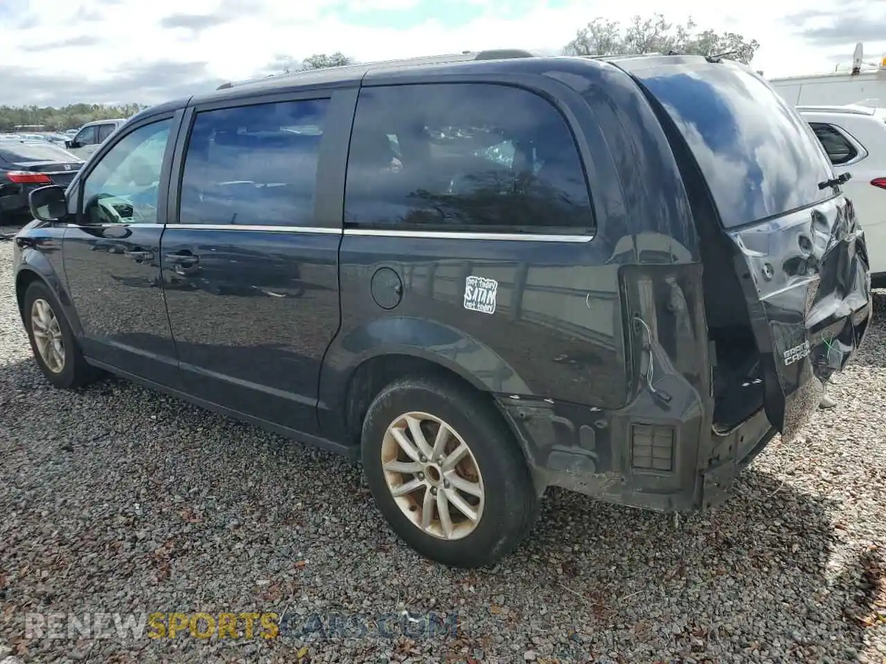 2 Photograph of a damaged car 2C4RDGCGXKR725739 DODGE CARAVAN 2019