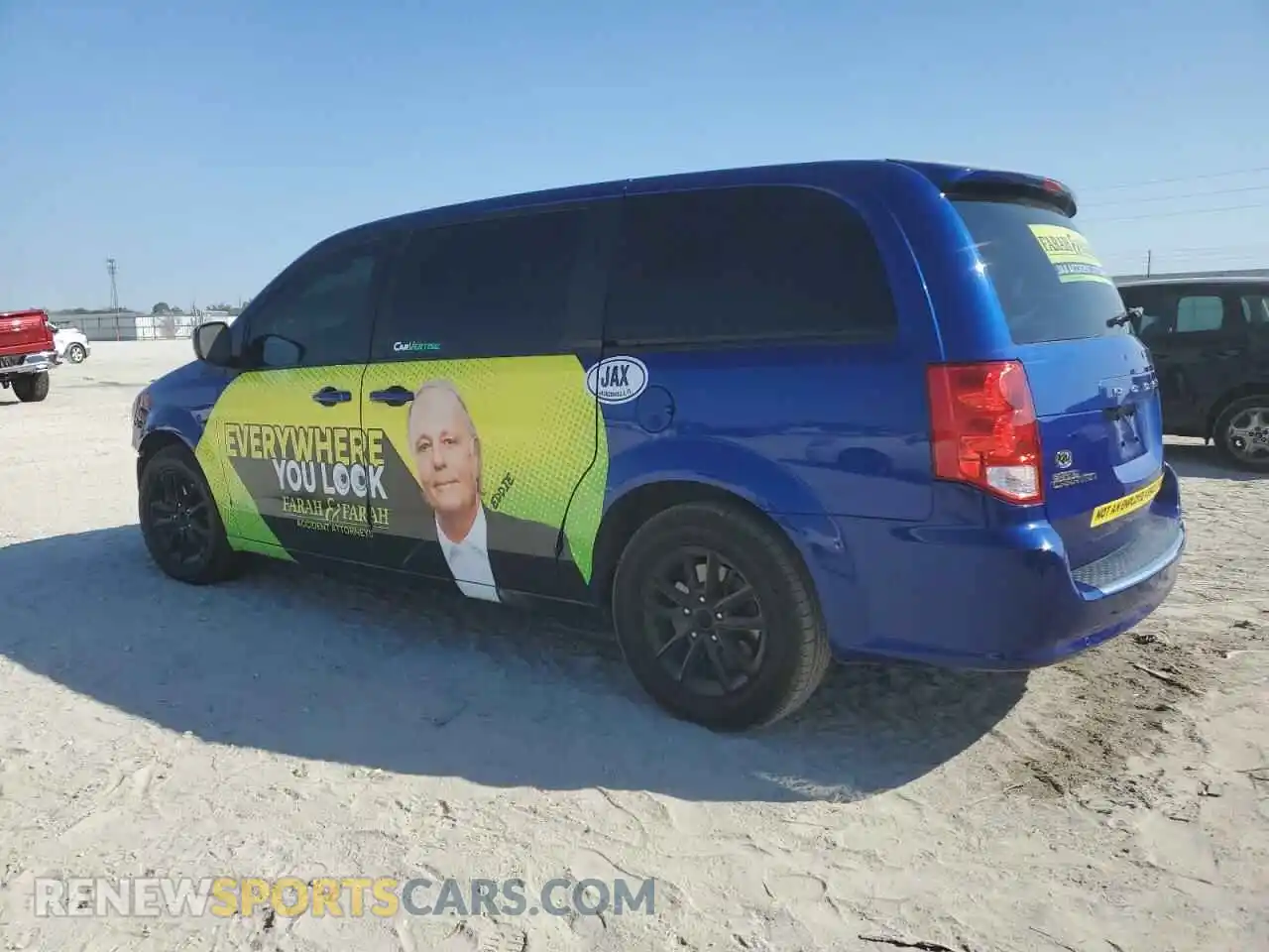 2 Photograph of a damaged car 2C4RDGEG0KR711250 DODGE CARAVAN 2019