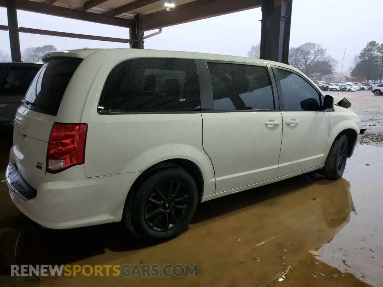 3 Photograph of a damaged car 2C4RDGEG1KR706817 DODGE CARAVAN 2019