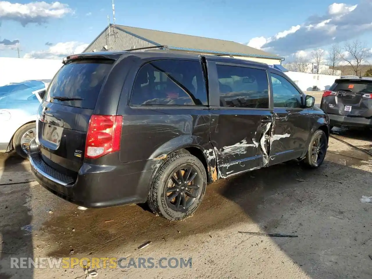 3 Photograph of a damaged car 2C4RDGEG2KR716921 DODGE CARAVAN 2019