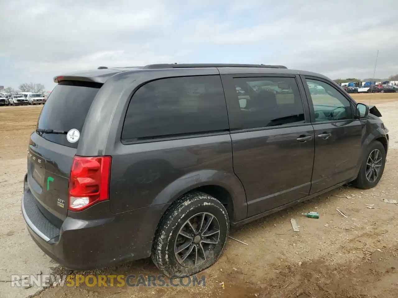 3 Photograph of a damaged car 2C4RDGEG3KR660200 DODGE CARAVAN 2019