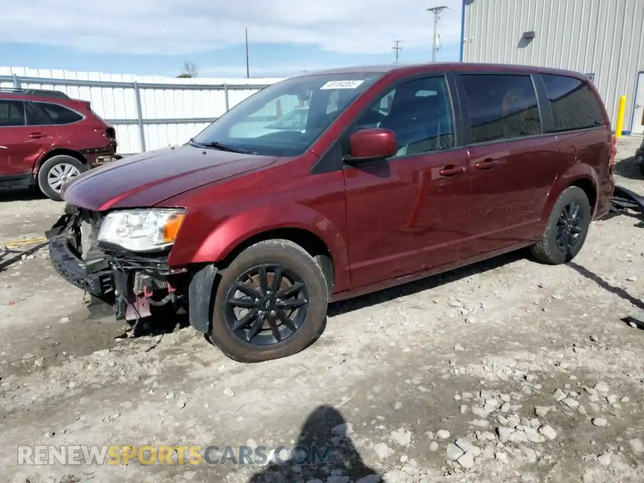 1 Photograph of a damaged car 2C4RDGEGXKR670366 DODGE CARAVAN 2019