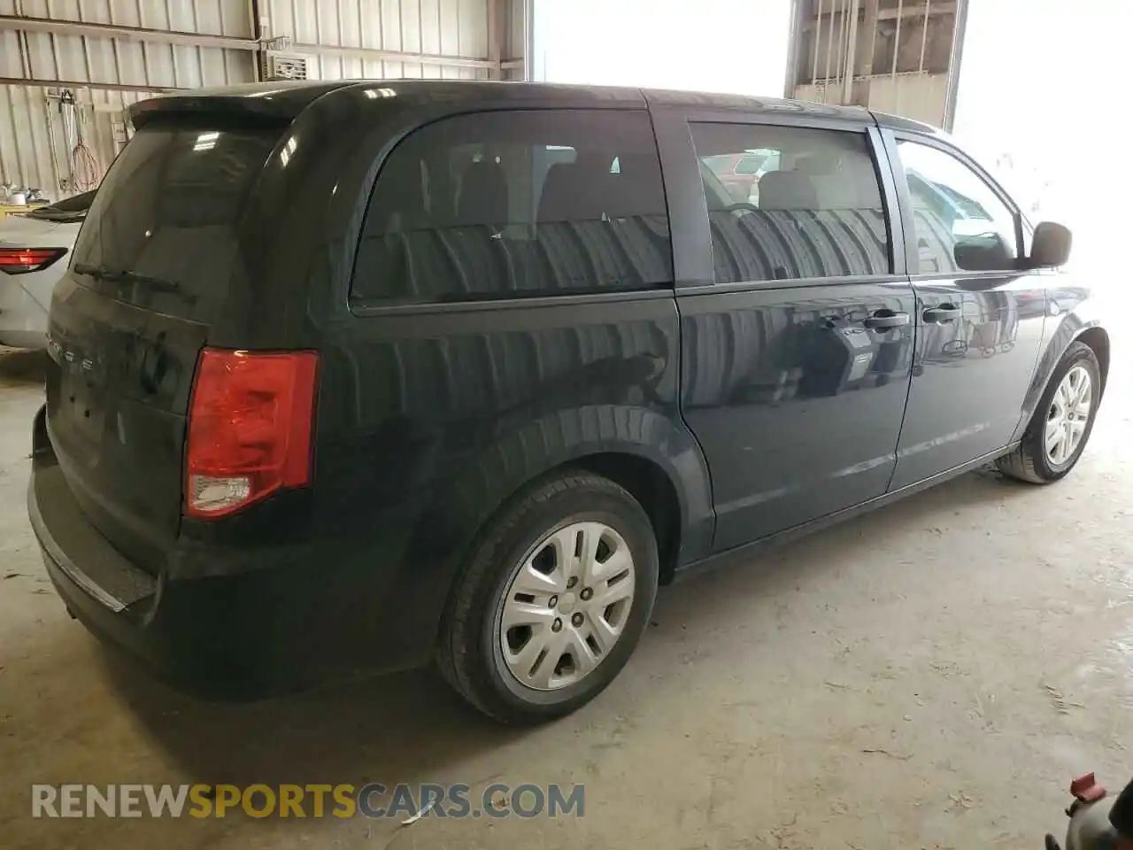 3 Photograph of a damaged car 2C4RDGBG2LR237324 DODGE CARAVAN 2020