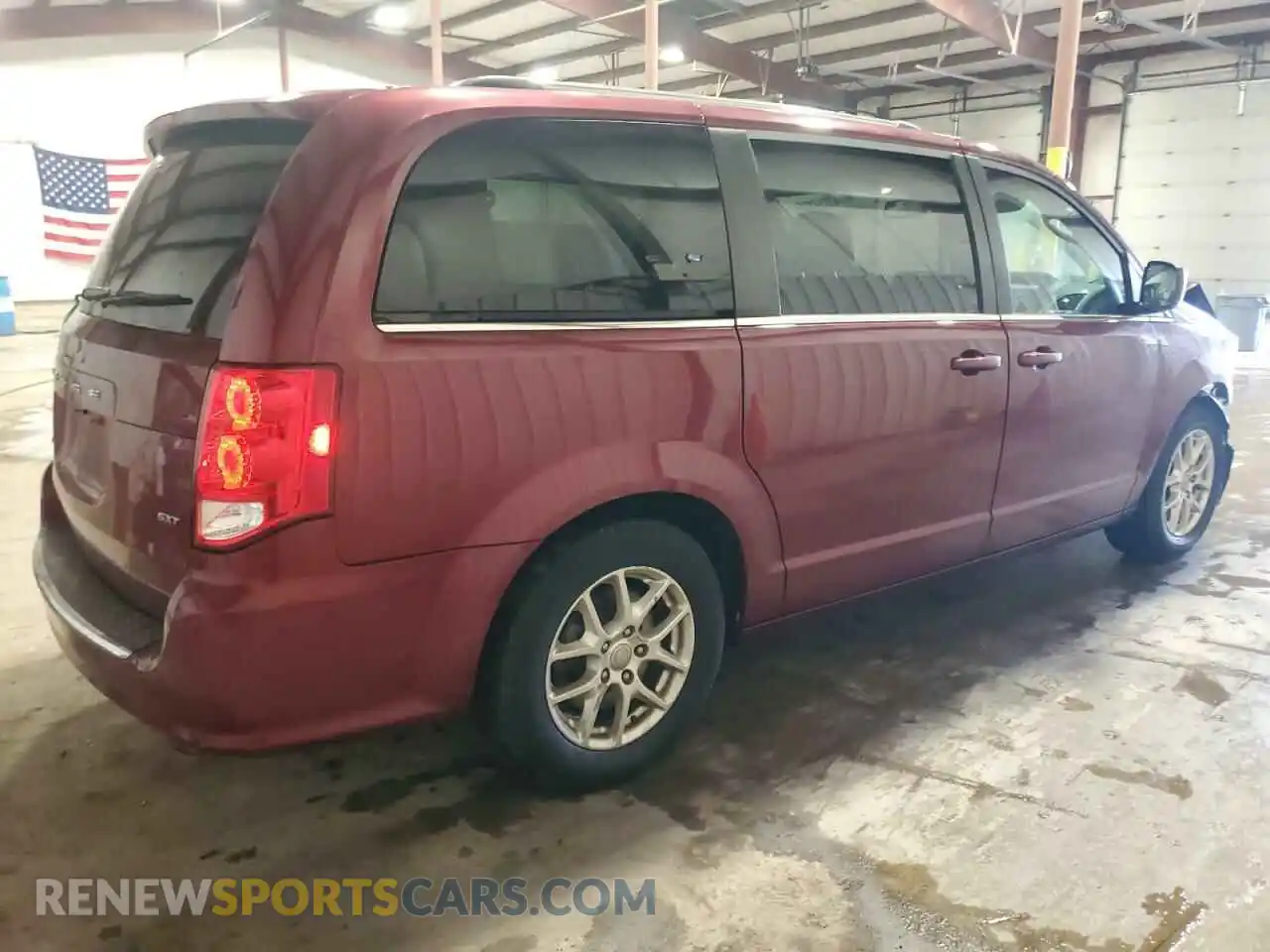 3 Photograph of a damaged car 2C4RDGCG0LR161665 DODGE CARAVAN 2020