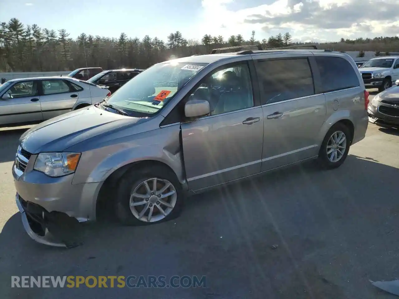 1 Photograph of a damaged car 2C4RDGCG1LR153414 DODGE CARAVAN 2020