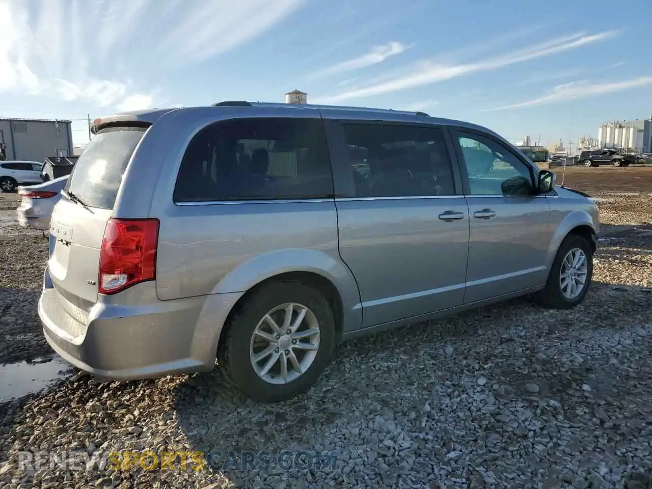 3 Photograph of a damaged car 2C4RDGCG2LR195039 DODGE CARAVAN 2020