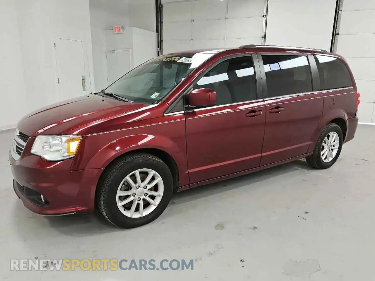 1 Photograph of a damaged car 2C4RDGCG2LR206380 DODGE CARAVAN 2020