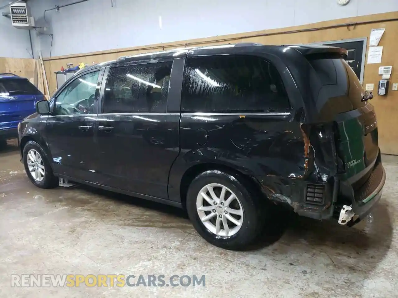 2 Photograph of a damaged car 2C4RDGCG4LR153570 DODGE CARAVAN 2020