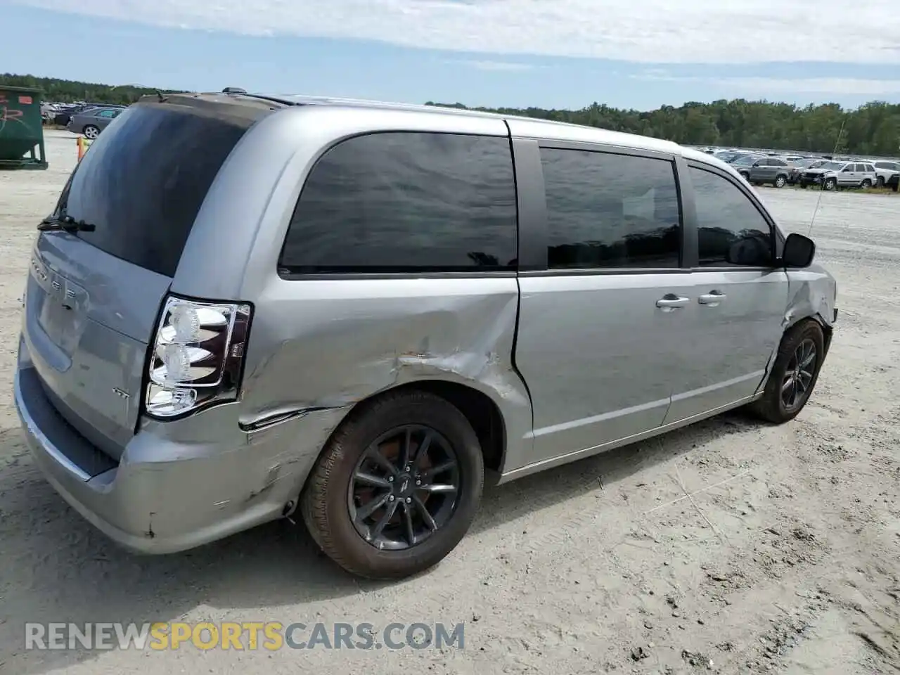 3 Photograph of a damaged car 2C4RDGEG8LR188884 DODGE CARAVAN 2020