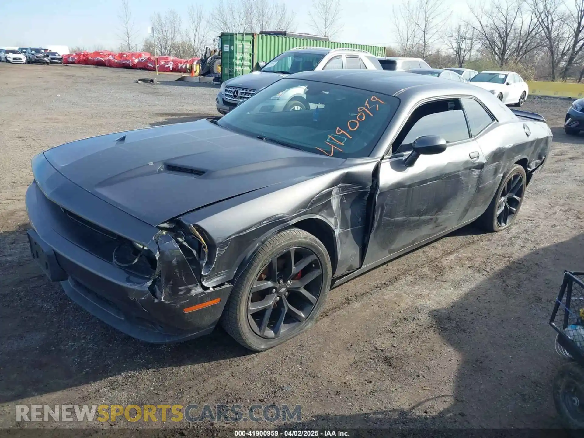 2 Photograph of a damaged car 2C3CDZAG2KH612656 DODGE CHALLENGER 2019