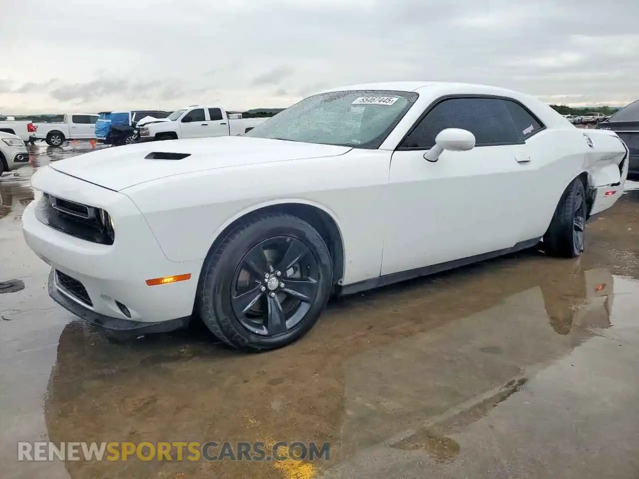 1 Photograph of a damaged car 2C3CDZAG3KH563497 DODGE CHALLENGER 2019