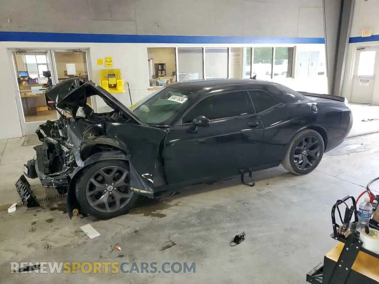 1 Photograph of a damaged car 2C3CDZAG3KH652342 DODGE CHALLENGER 2019