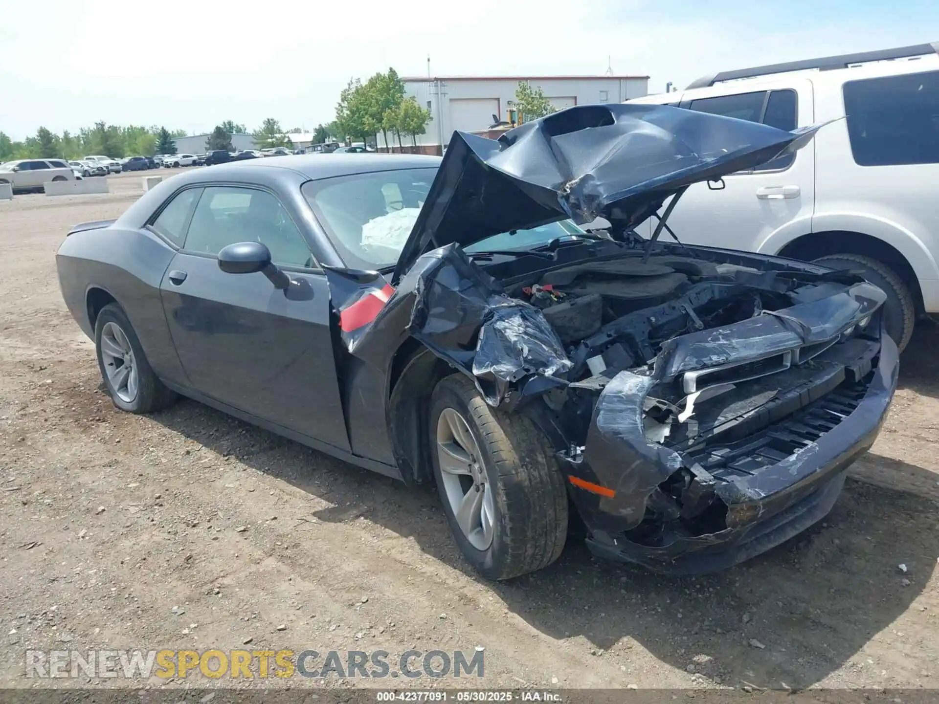 1 Photograph of a damaged car 2C3CDZAG3KH687575 DODGE CHALLENGER 2019