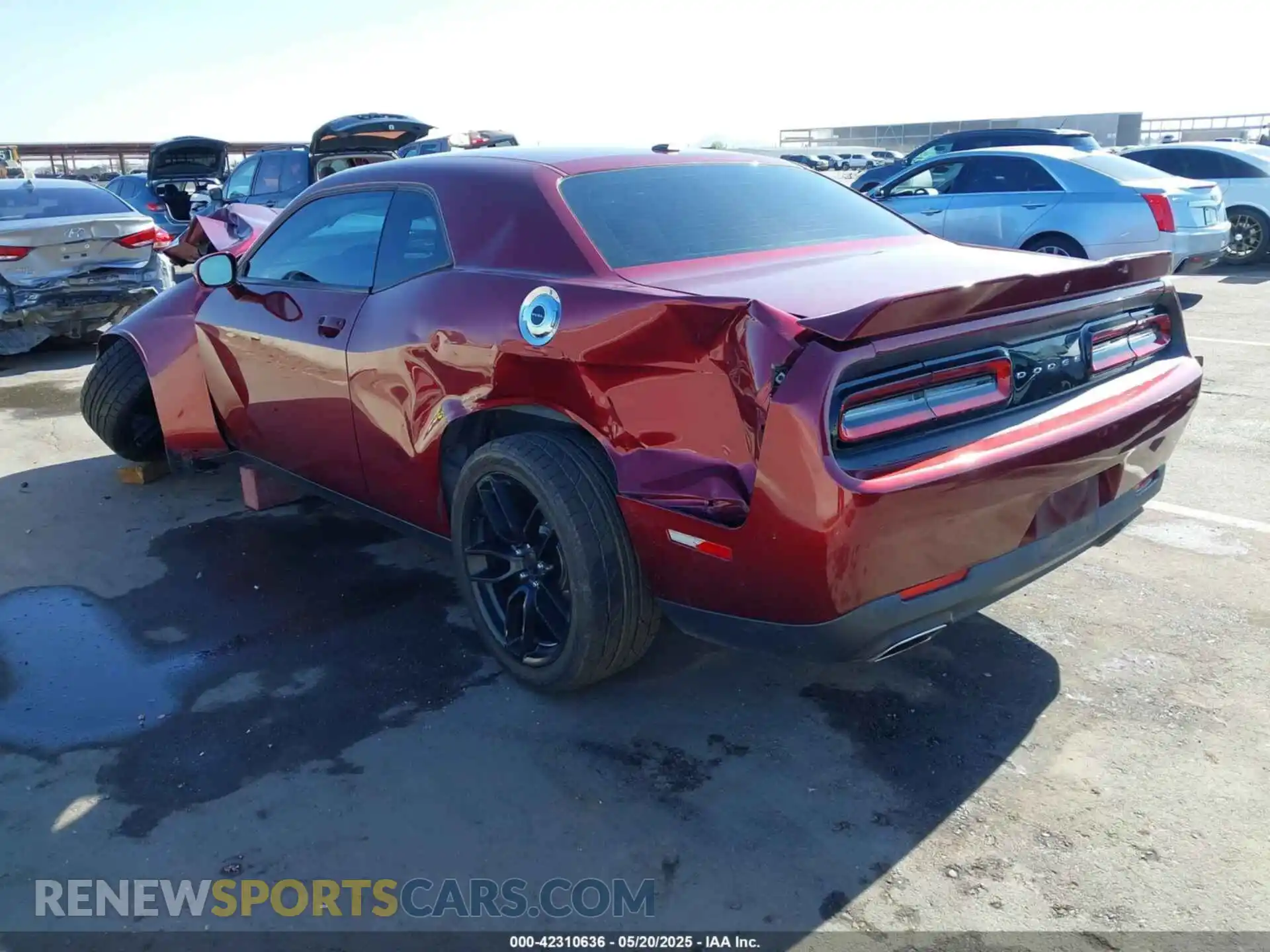3 Photograph of a damaged car 2C3CDZAG3KH744129 DODGE CHALLENGER 2019