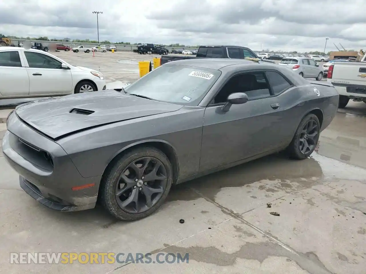 1 Photograph of a damaged car 2C3CDZAG4KH677704 DODGE CHALLENGER 2019