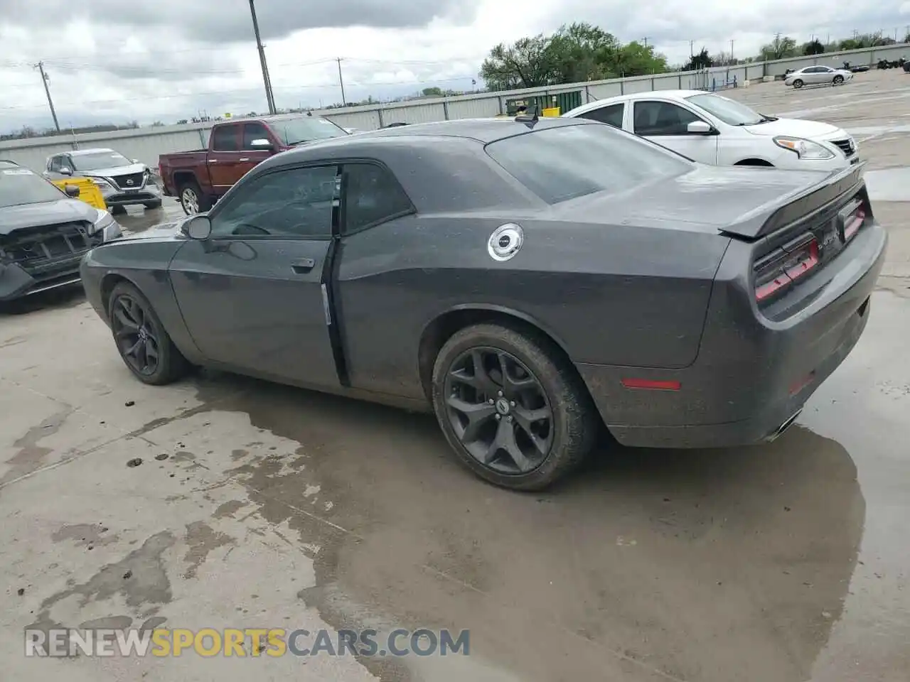 2 Photograph of a damaged car 2C3CDZAG4KH677704 DODGE CHALLENGER 2019