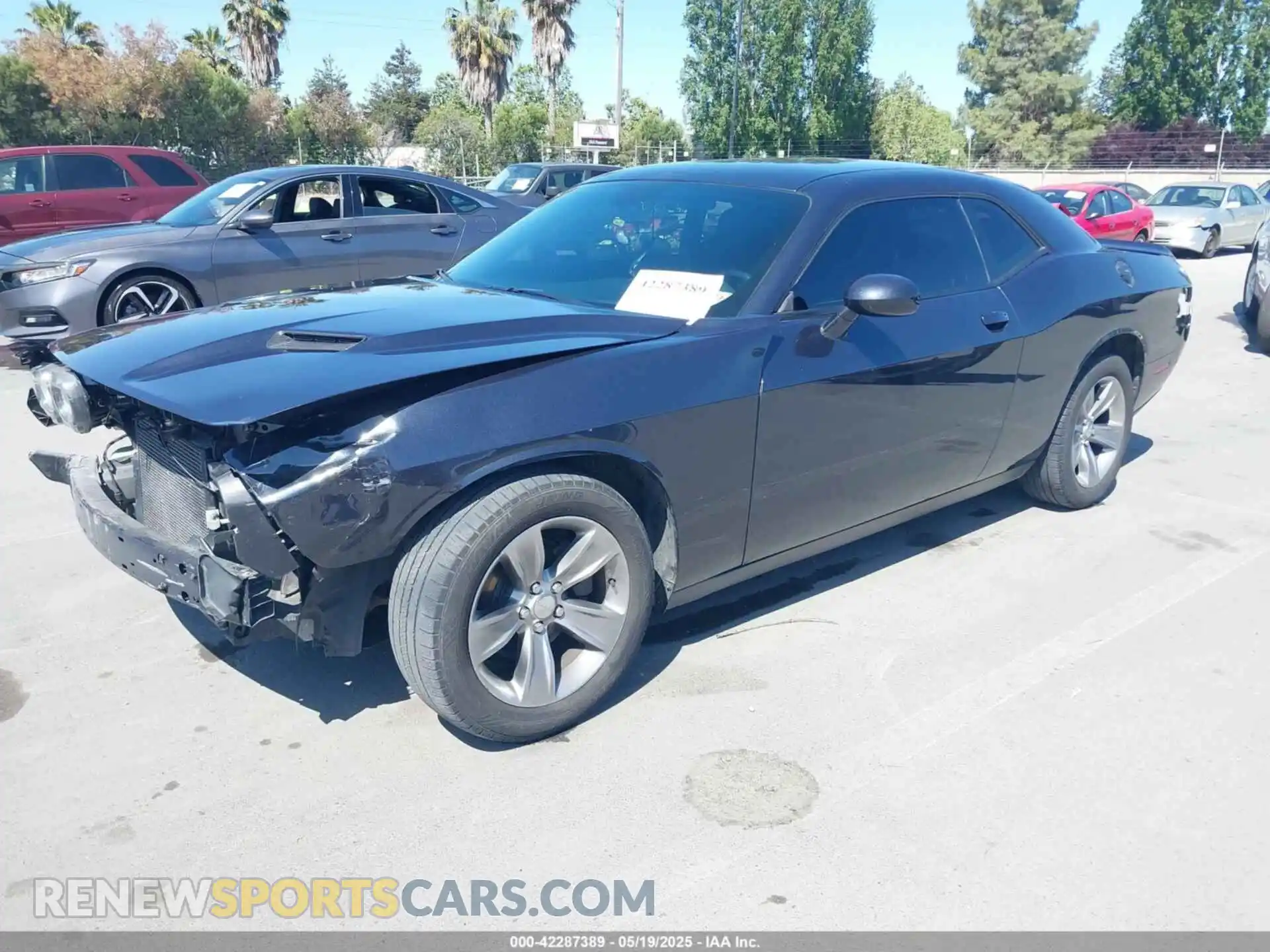 2 Фотография поврежденного автомобиля 2C3CDZAG4KH694177 DODGE CHALLENGER 2019