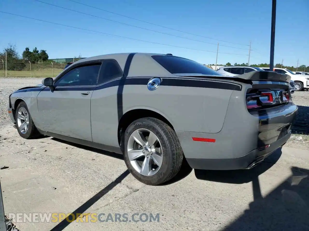 2 Photograph of a damaged car 2C3CDZAG5KH669577 DODGE CHALLENGER 2019