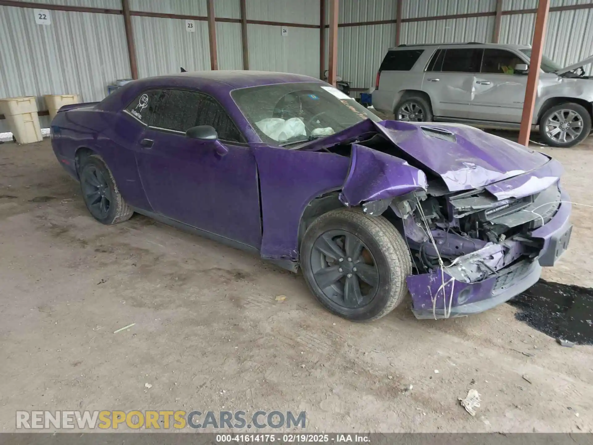 1 Photograph of a damaged car 2C3CDZAG6KH731682 DODGE CHALLENGER 2019