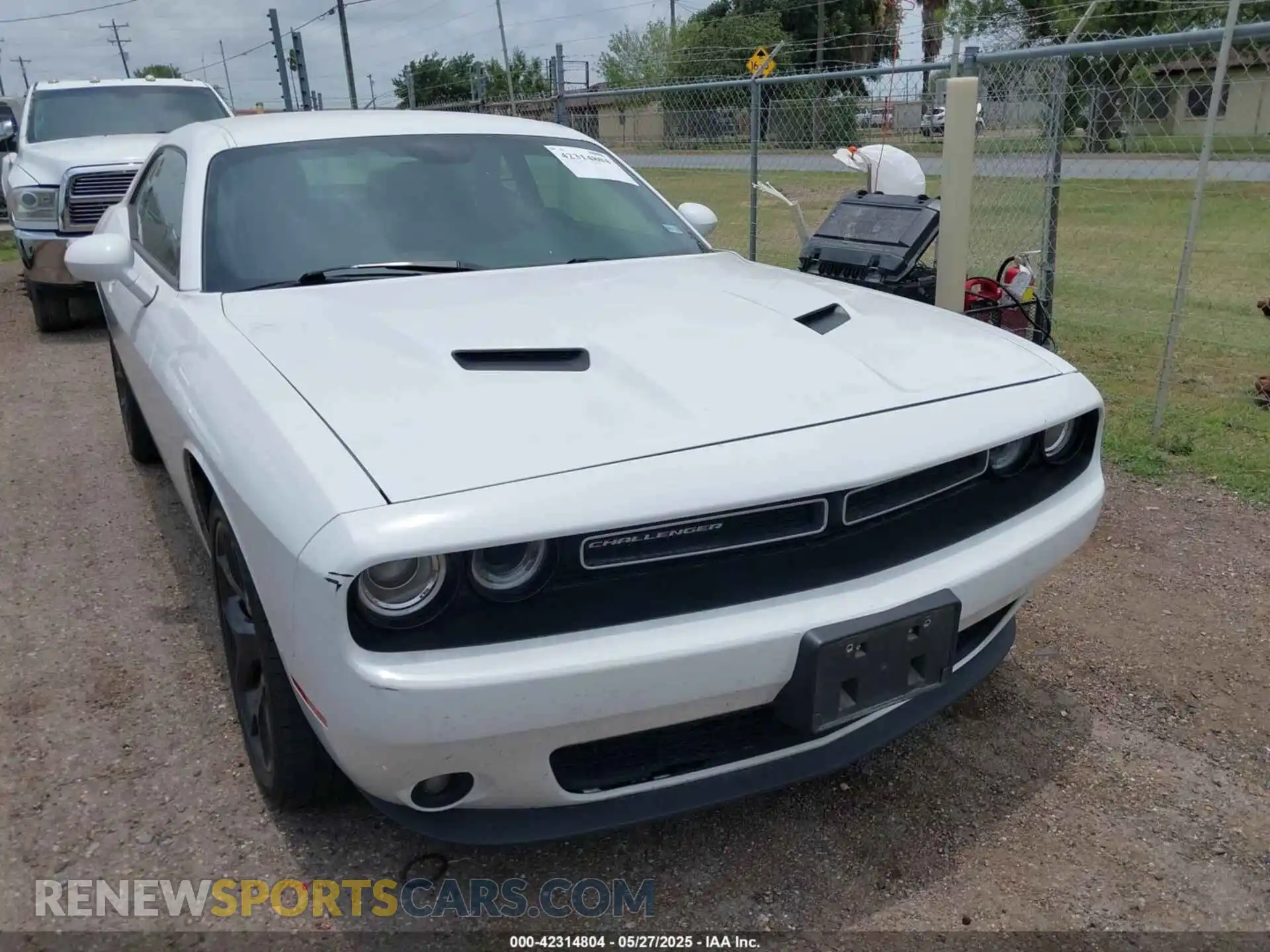 1 Photograph of a damaged car 2C3CDZAG7KH596311 DODGE CHALLENGER 2019