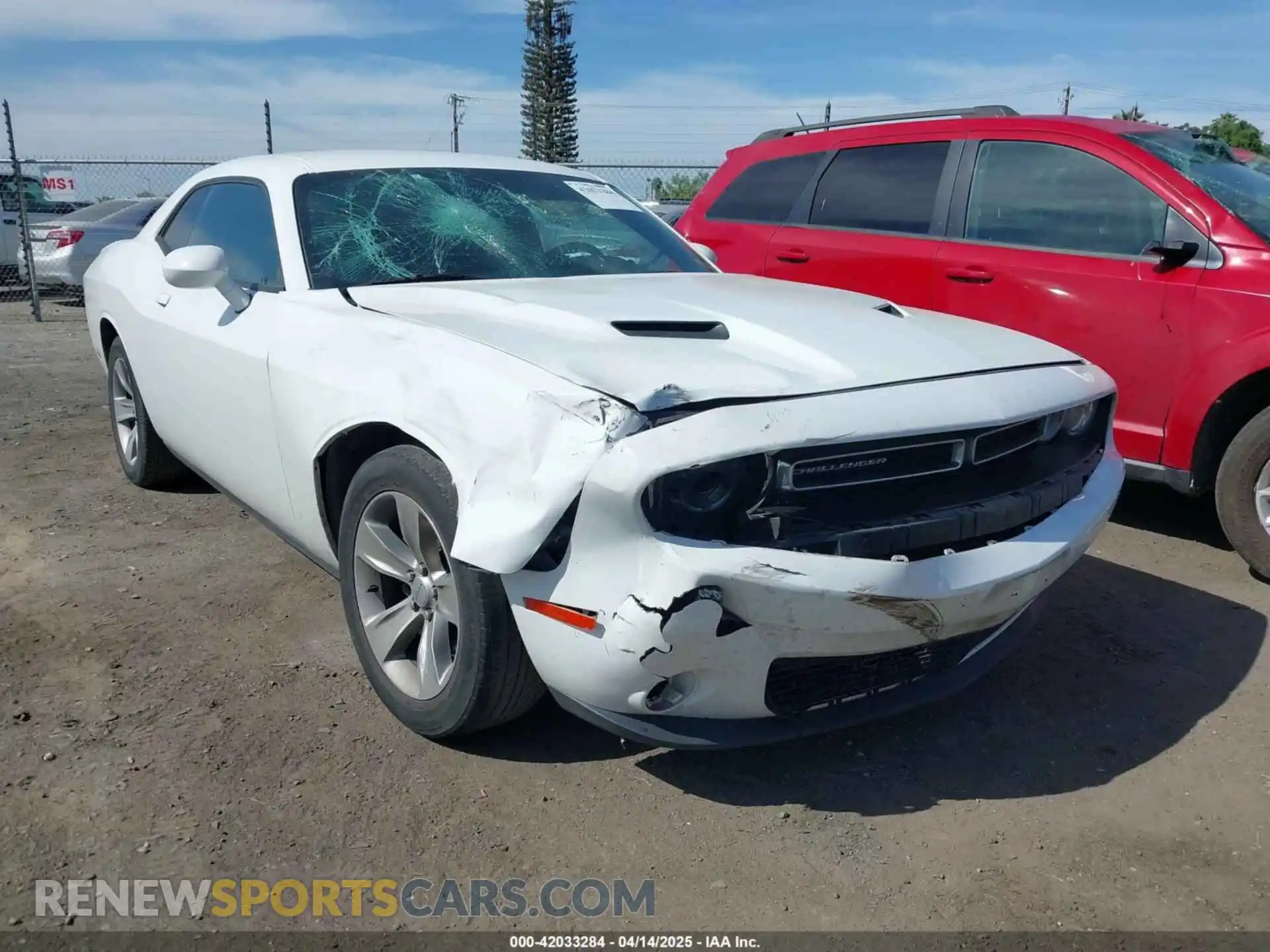 1 Photograph of a damaged car 2C3CDZAG7KH669998 DODGE CHALLENGER 2019
