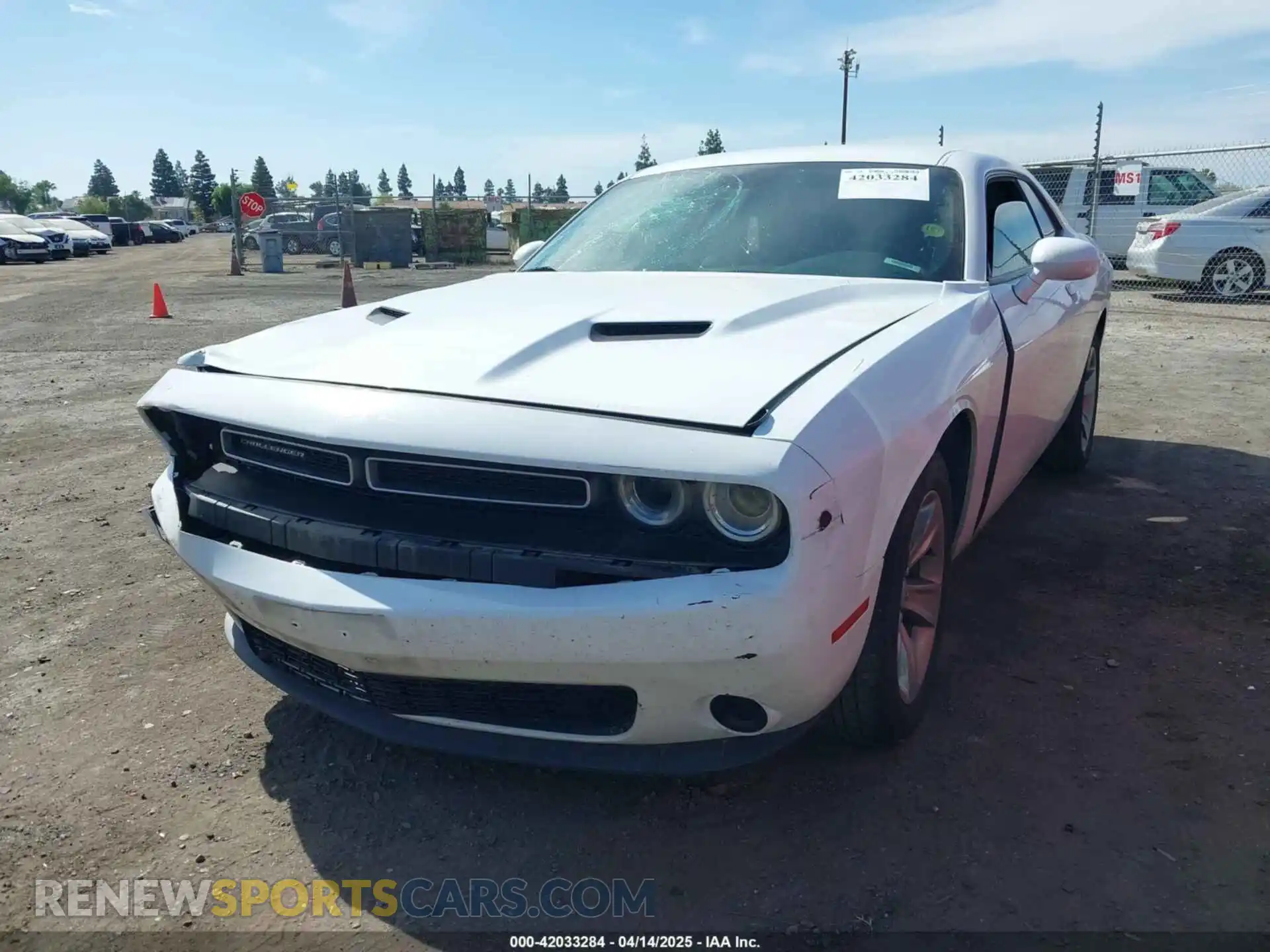 2 Photograph of a damaged car 2C3CDZAG7KH669998 DODGE CHALLENGER 2019
