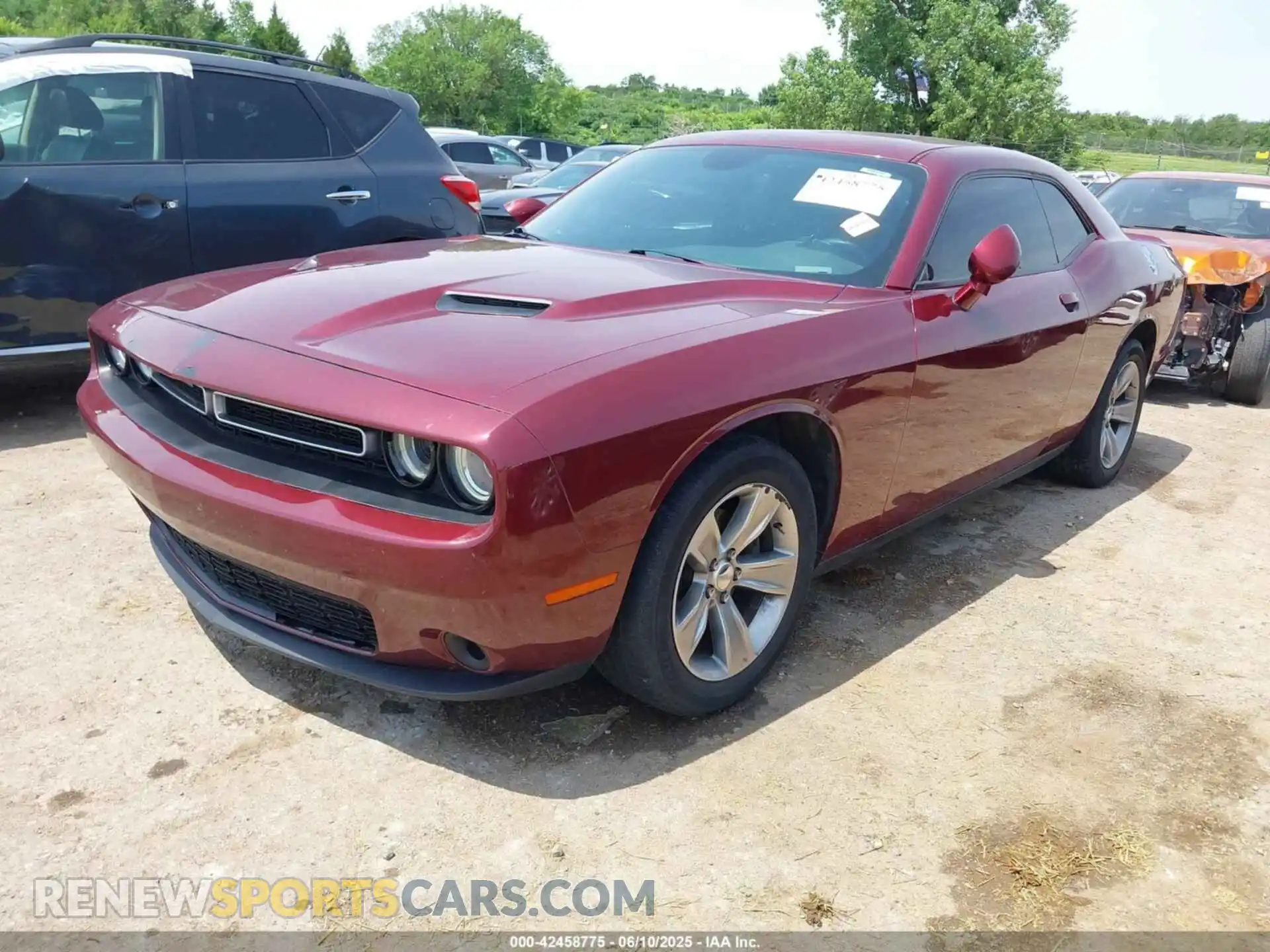 2 Photograph of a damaged car 2C3CDZAG7KH694366 DODGE CHALLENGER 2019