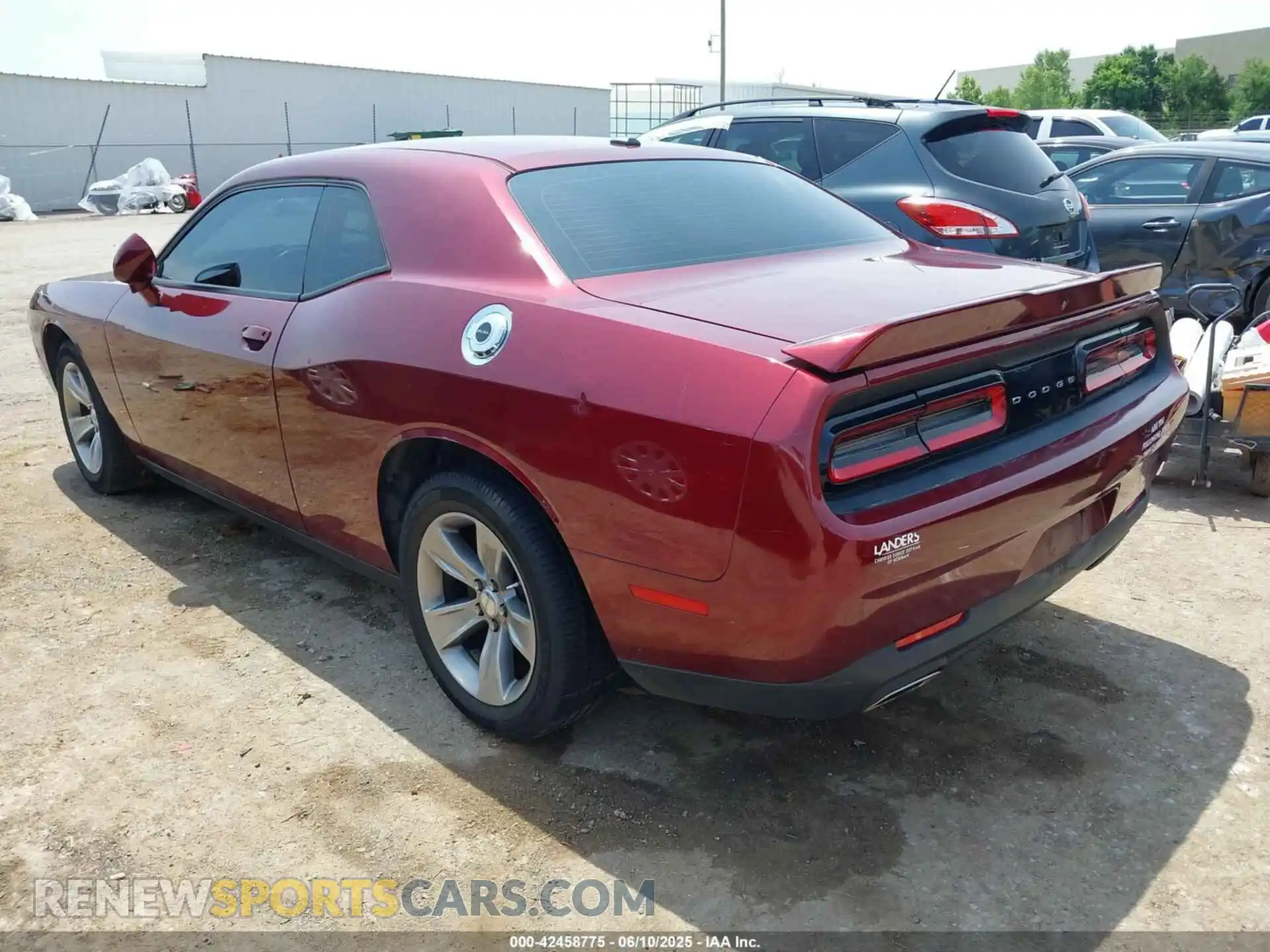 3 Photograph of a damaged car 2C3CDZAG7KH694366 DODGE CHALLENGER 2019